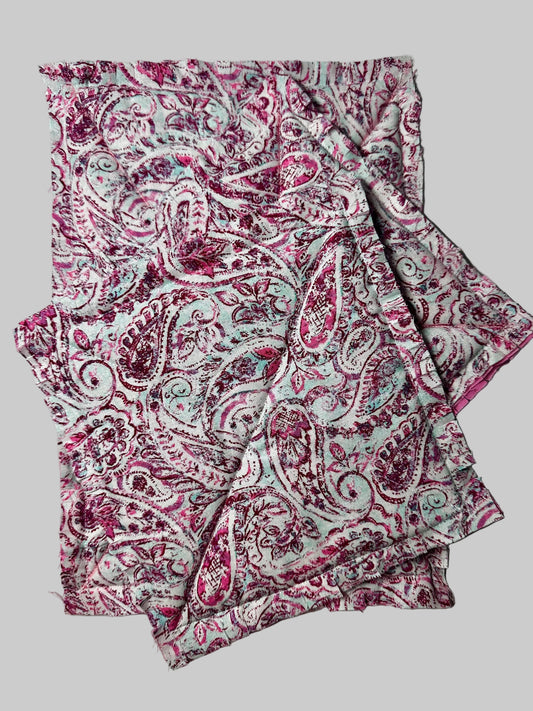 Quilted Cotton Hot Pads Set in Pink Paisley